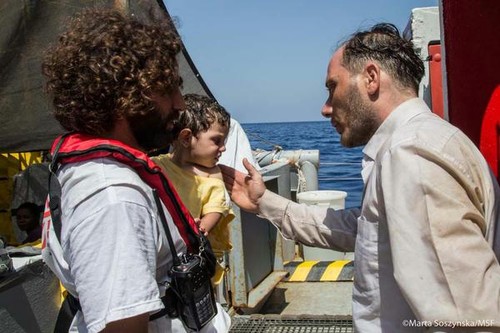  Hundreds missing in shipwreck off Libyan coast - ảnh 1